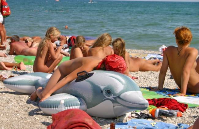 Zdjęcia naturyści na morze piękna galeria foto nudyzm | Photo naturists on the sea-beautiful gallery photo nudism [Kolekcja Naturyzm]